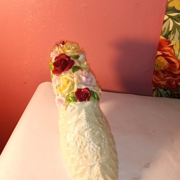 Fancy Ladies WHITE 8" Dress Shoe - Dresser Decor with PURPLE & PINK FLOWERS - Picture 4 of 11